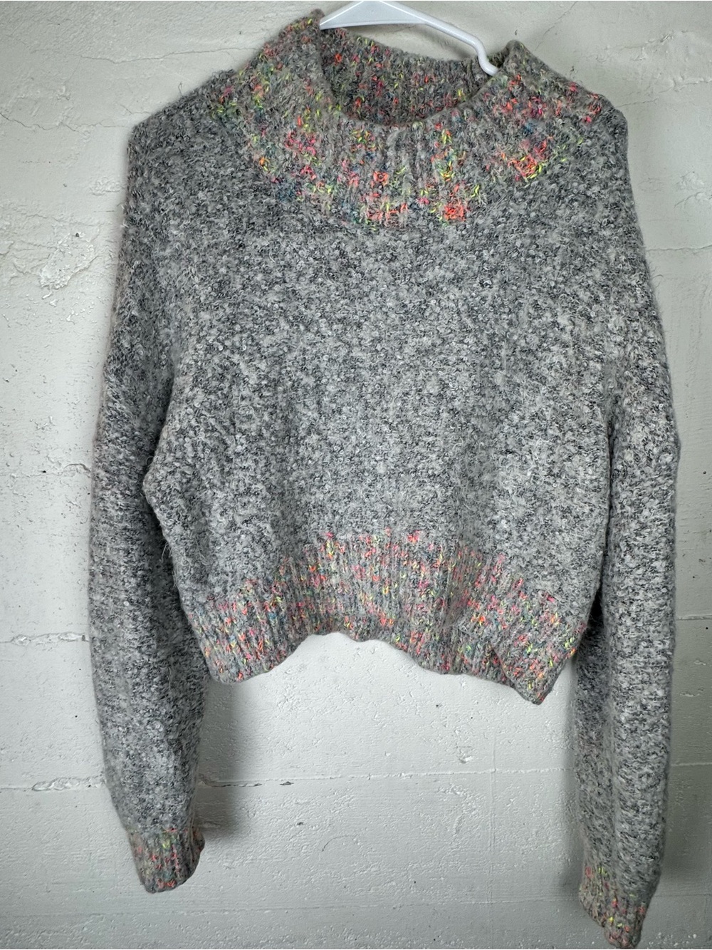 New Free‎ People Stardust Crop Super Soft Grey Pullover Sweater Size XS